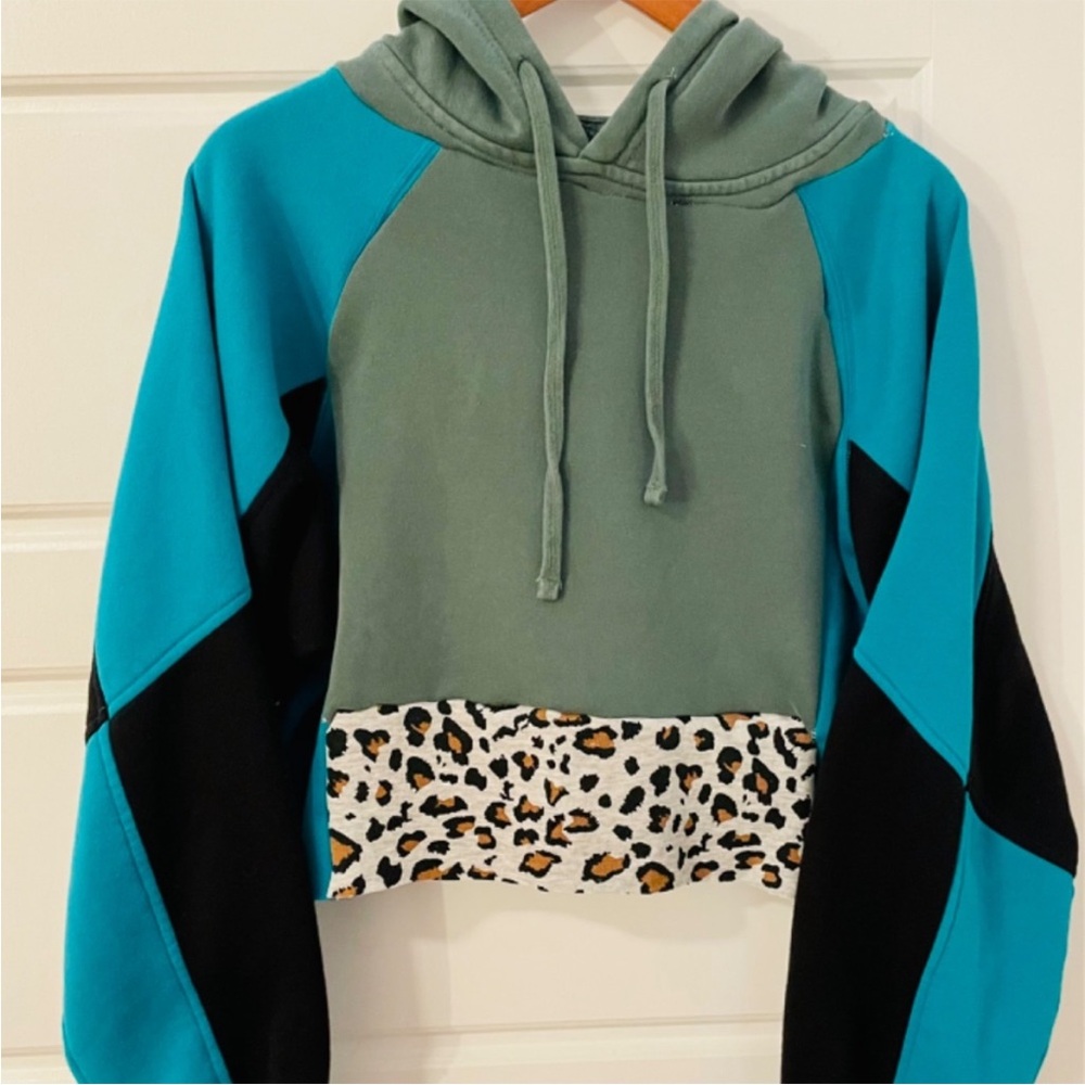 Custom Reworked one of a kind crop hoodie sweatshirt vintage
